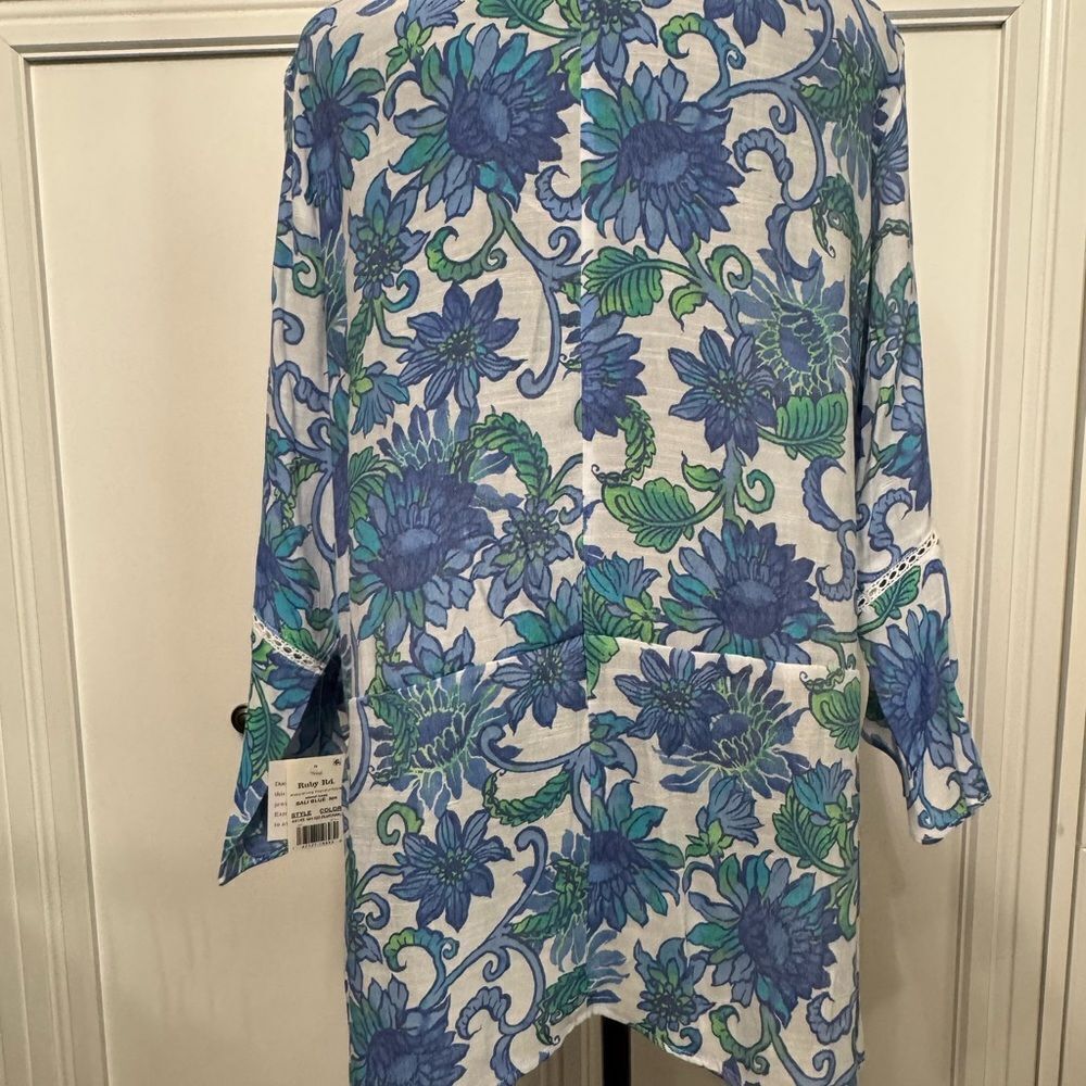 Ruby‎ Rd. Floral Button-Up Blouse - Picture 5 of 6